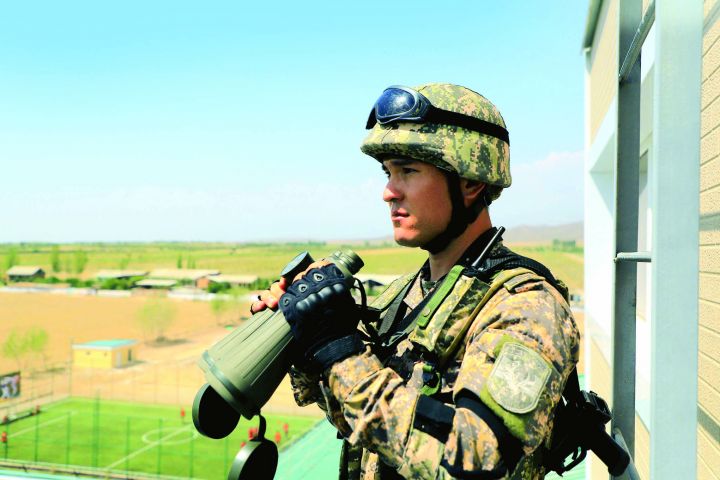 ХАЛҚ ВА АРМИЯ  БИР ТАНУ БИР ЖОНДИР