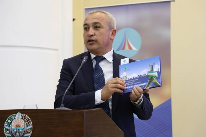 Наманганда «Инсон қадри» онлайн платформаси тақдимоти ўтказилди