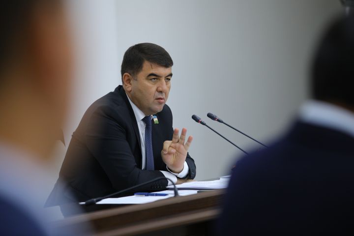 Халқ депутатлари вилоят Кенгашининг сессияси бўлиб ўтди