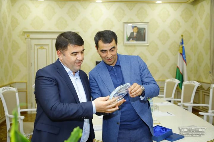 ШАВКАТ АБДУРАЗЗОҚОВГА ЎЗБЕКИСТОН ФУТБОЛ АССОЦИАЦИЯСИ ТАШАККУРНОМАСИ ТОПШИРИЛДИ