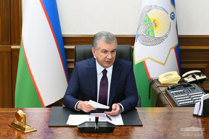 Президент: Ҳар бир вилоят ҳокимида камида 100 миллион долларлик янги электротехника лойиҳалари бўлиши шарт