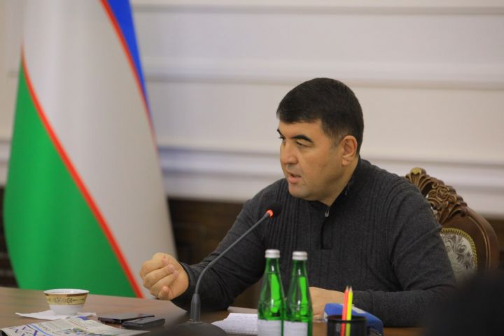 «Мен ОАВга доимо очиқман» – Наманган вилояти ҳокими журналистлар билан учрашди
