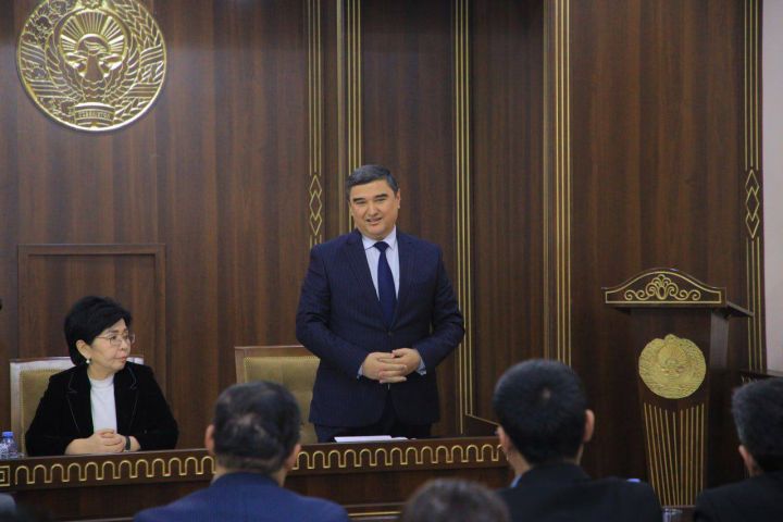 Матбуот анжуманида судлар фаолияти сарҳисоб қилинди