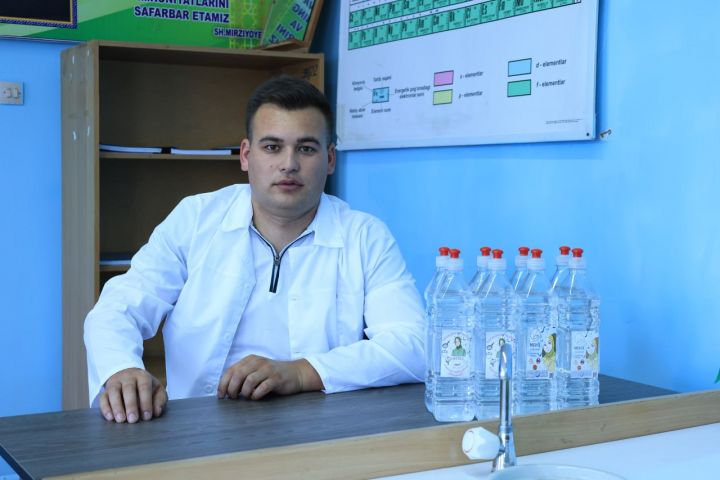 Наманганлик институт тадқиқотчиси тозалов воситаси яратди