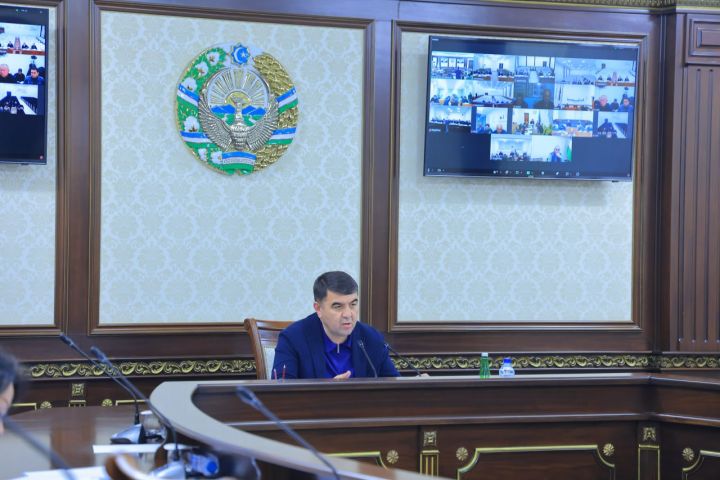 Қарор ижроси юзасидан амалга оширилаётган ишлар муҳокама қилинди