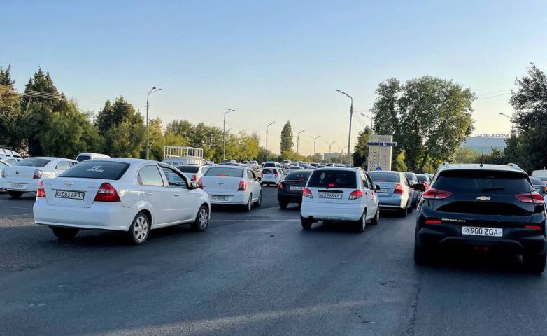 Ҳайдовчилар учун енгилликлар берувчи ҳужжат имзоланди